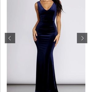 NEVER WORN navy velvet dress